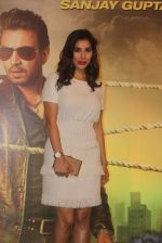 Sophie Chaudhary at Jazbaa premiere on 8th Oct 2015